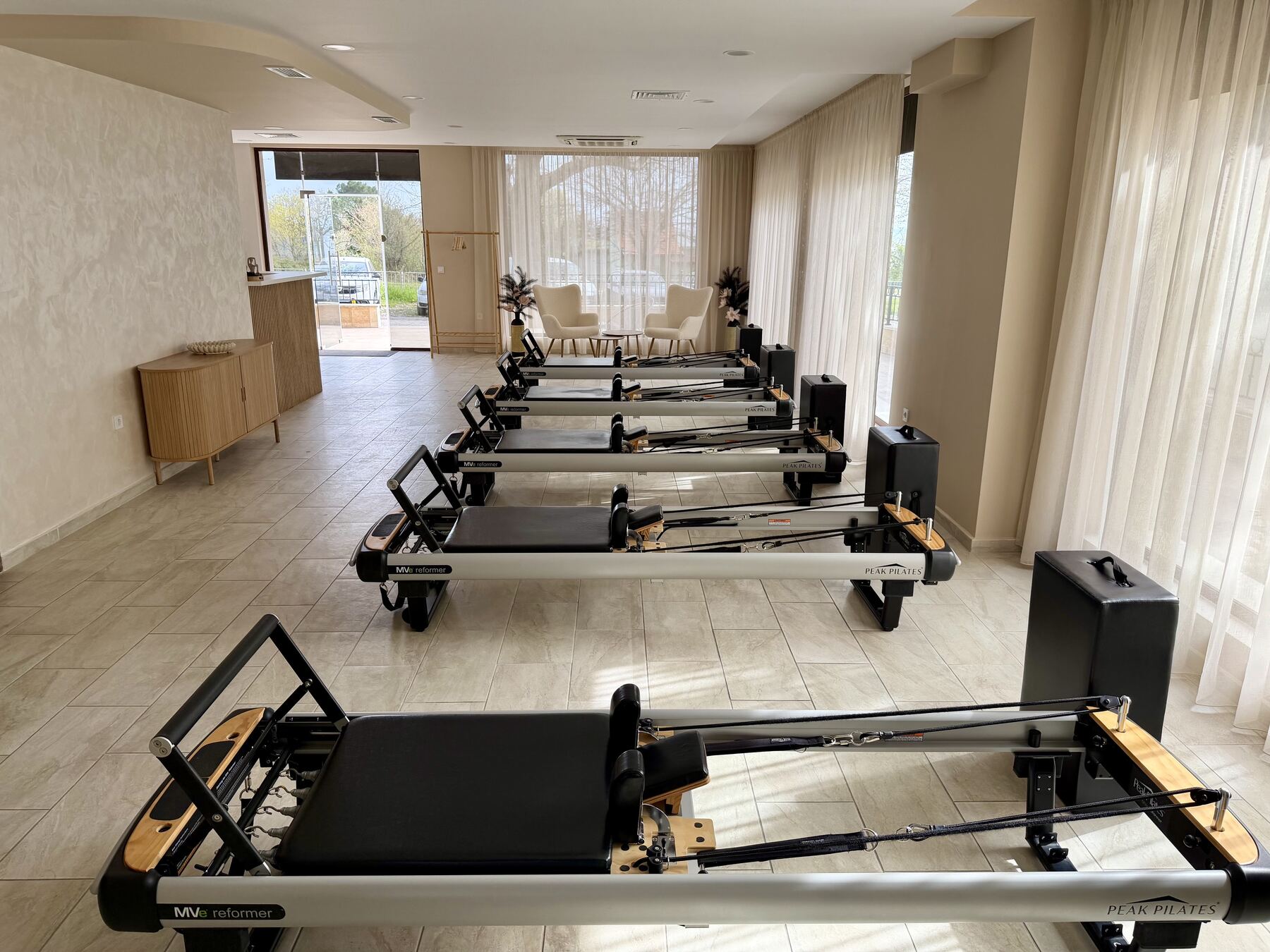 Студио с Peak Pilates реформъри във Варна